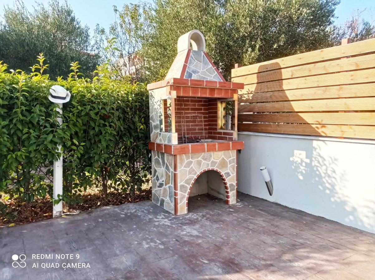 Villa Athina 1St Floor Nea Kallikrateia 外观 照片